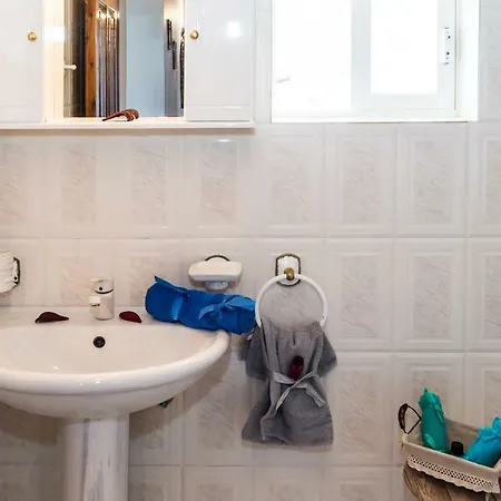Apartment Anna - 550m From The Beach, By Zantewize
